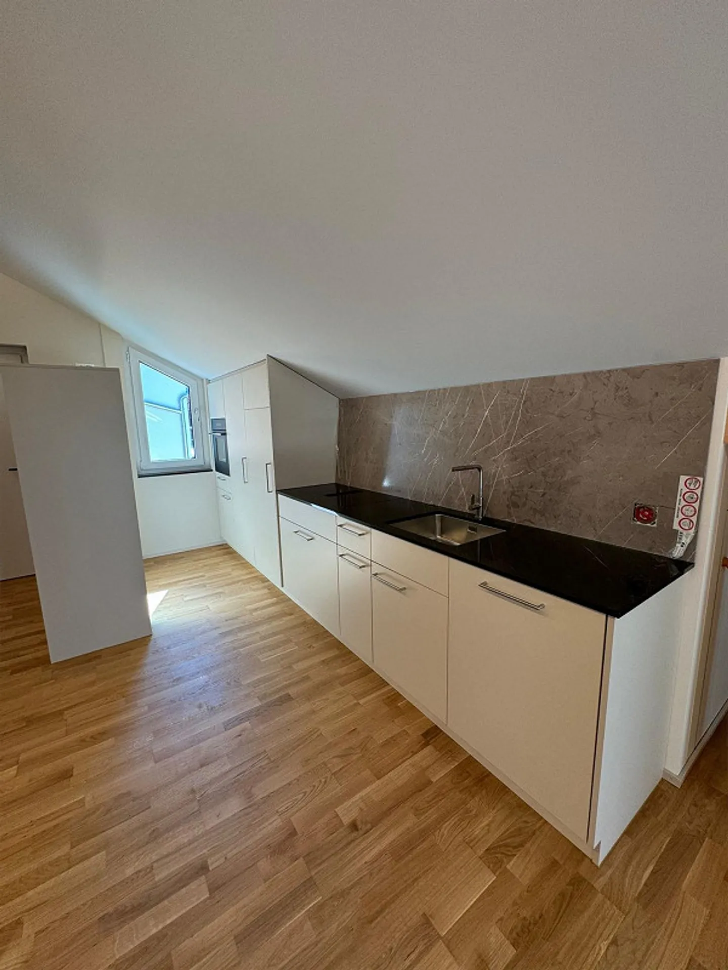 Newly built penthouse apartment in Nesslau with breathtaking views - Photo 8 of 15