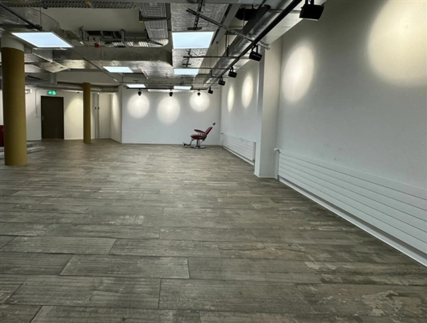 Gemütlicher Beautystudio-Raum - Foto 7 von 8