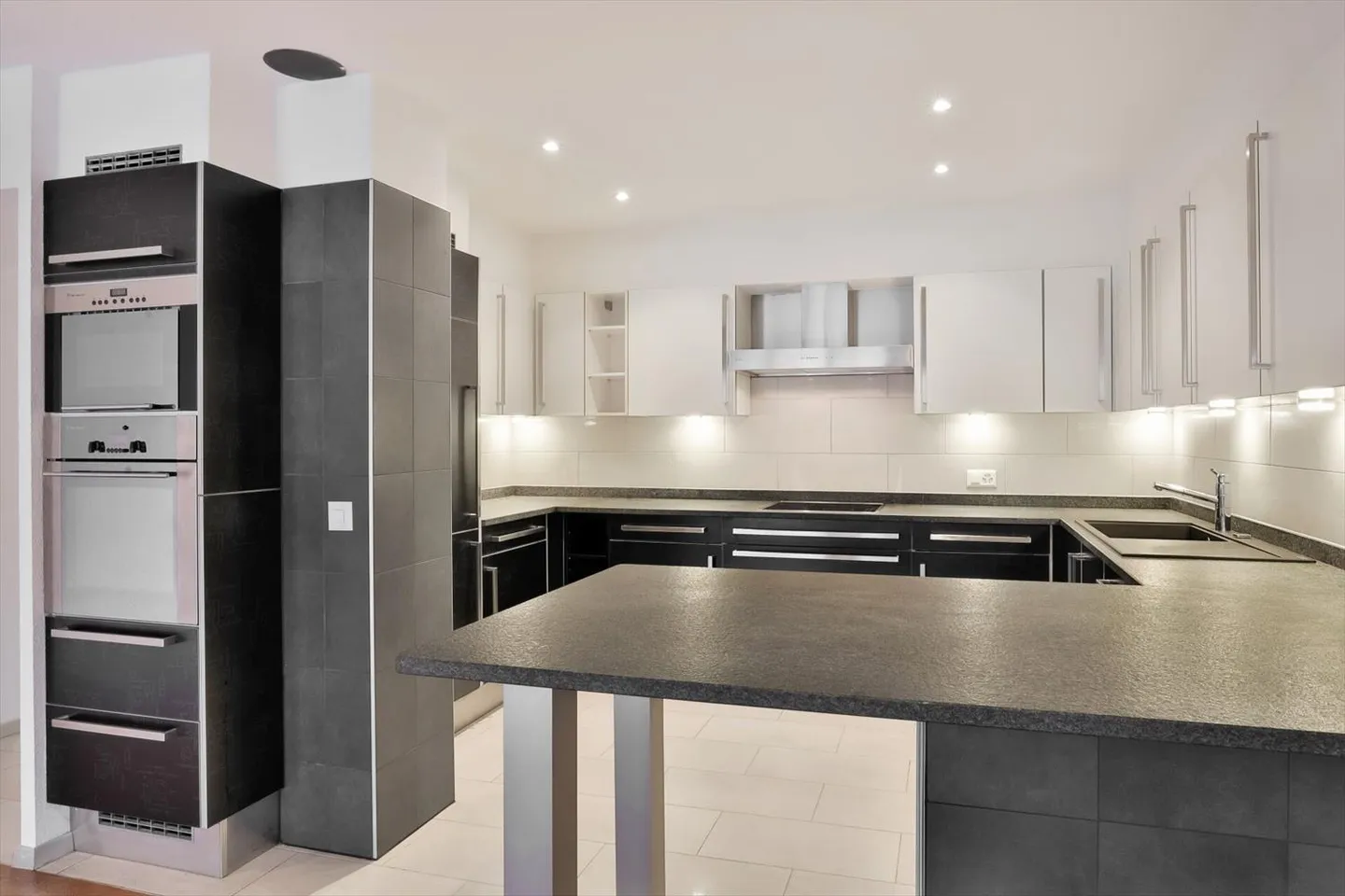 Bellissimo appartamento di 4.5 locali - Foto 3 di 11