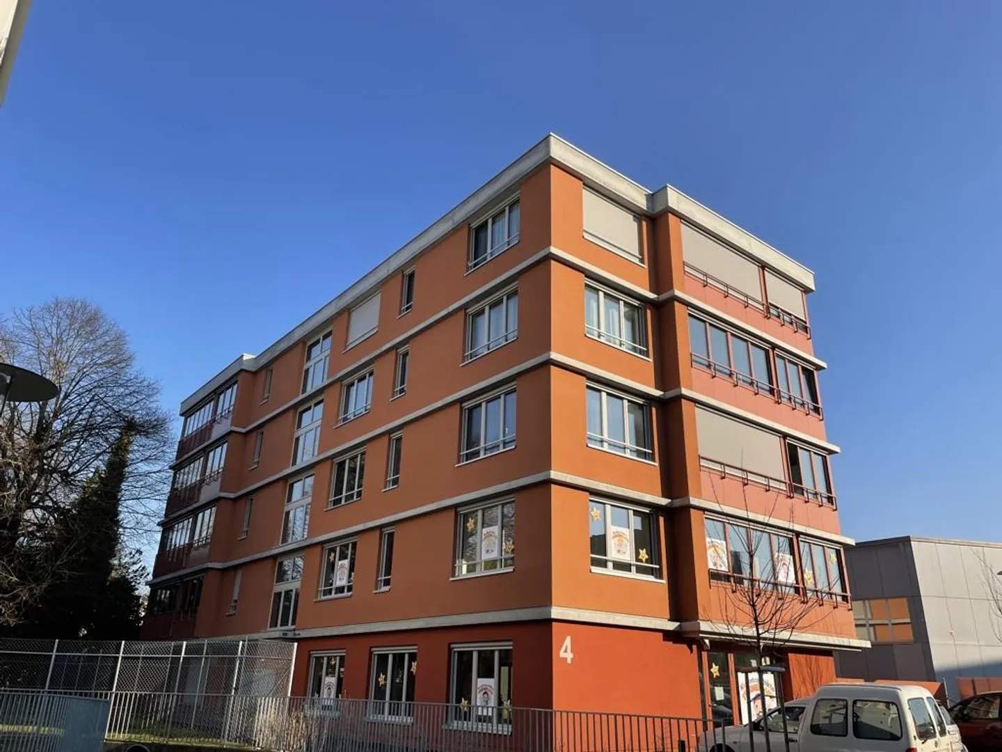 Appartement neuf de 3,5 pièces attrayant en emplacement central - Photo 1 sur 10