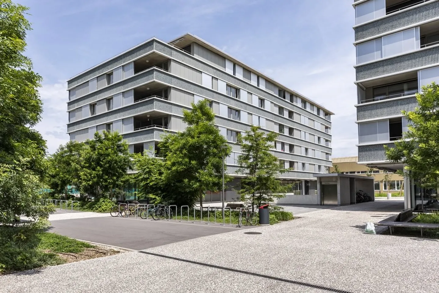 Wachsendes Viertel, schöne Arcade von 62 m2, nach Ermessen des Mieters - Foto 2 von 10