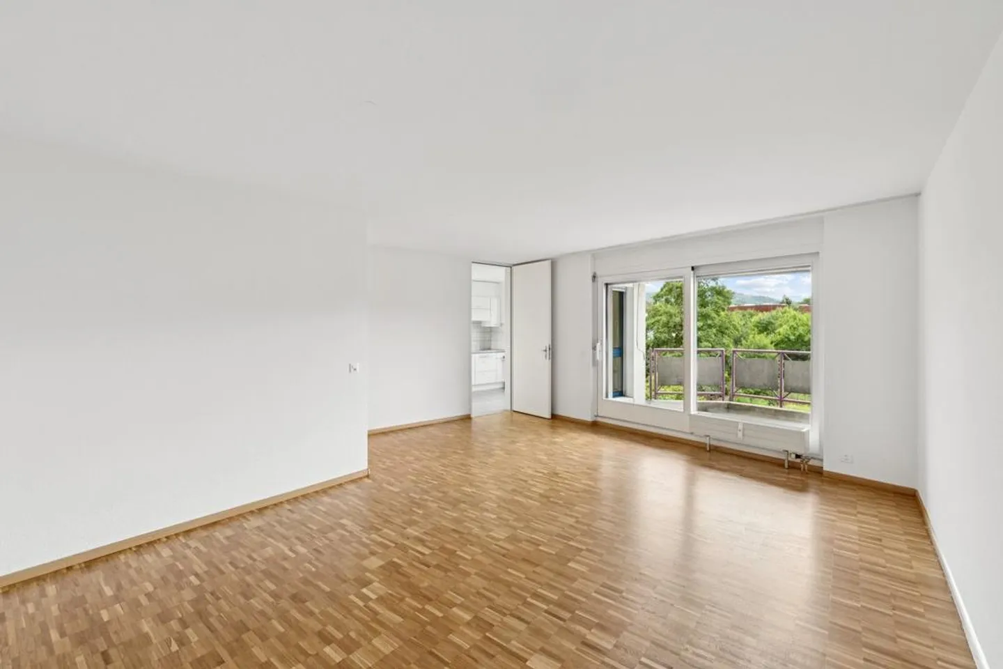 Geräumige Wohnung in Gartenanlage - Foto 3 von 9