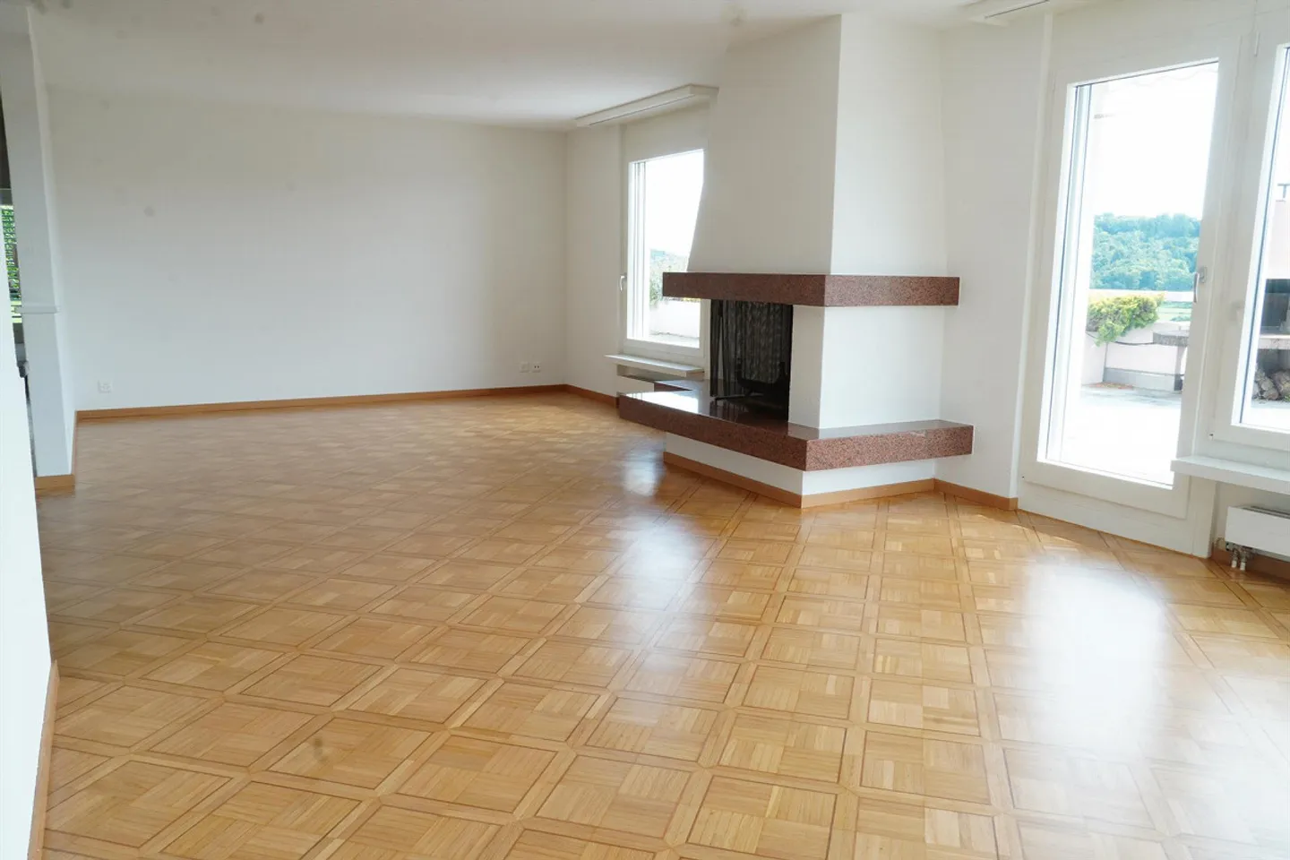 Dreamlike View into the Green in a Quiet Location - Photo 3 of 11