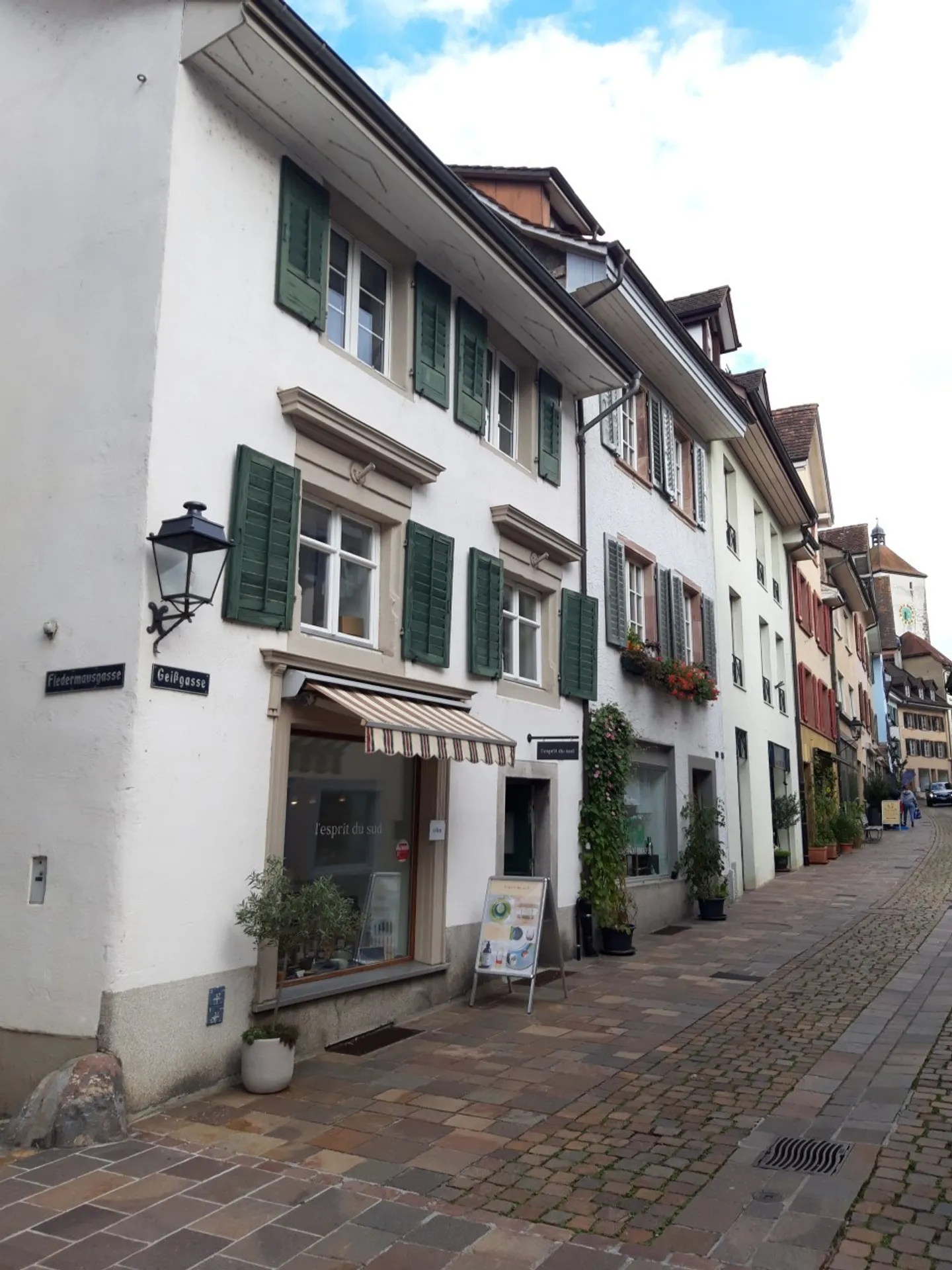 Magasin charmant au cœur de la vieille ville - Photo 4 sur 5