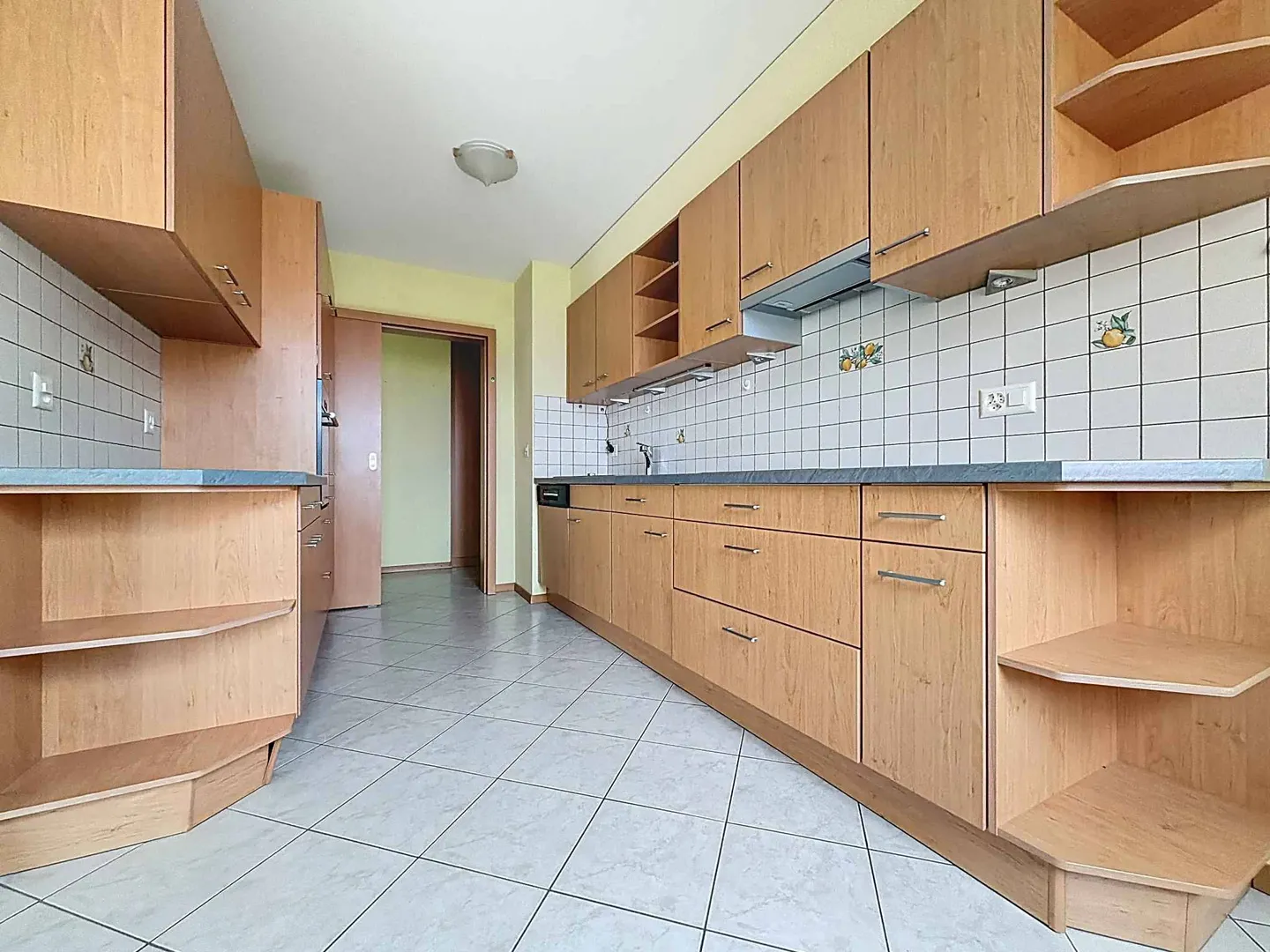 Spacious 3.5-room apartment with balcony - Photo 5 of 13