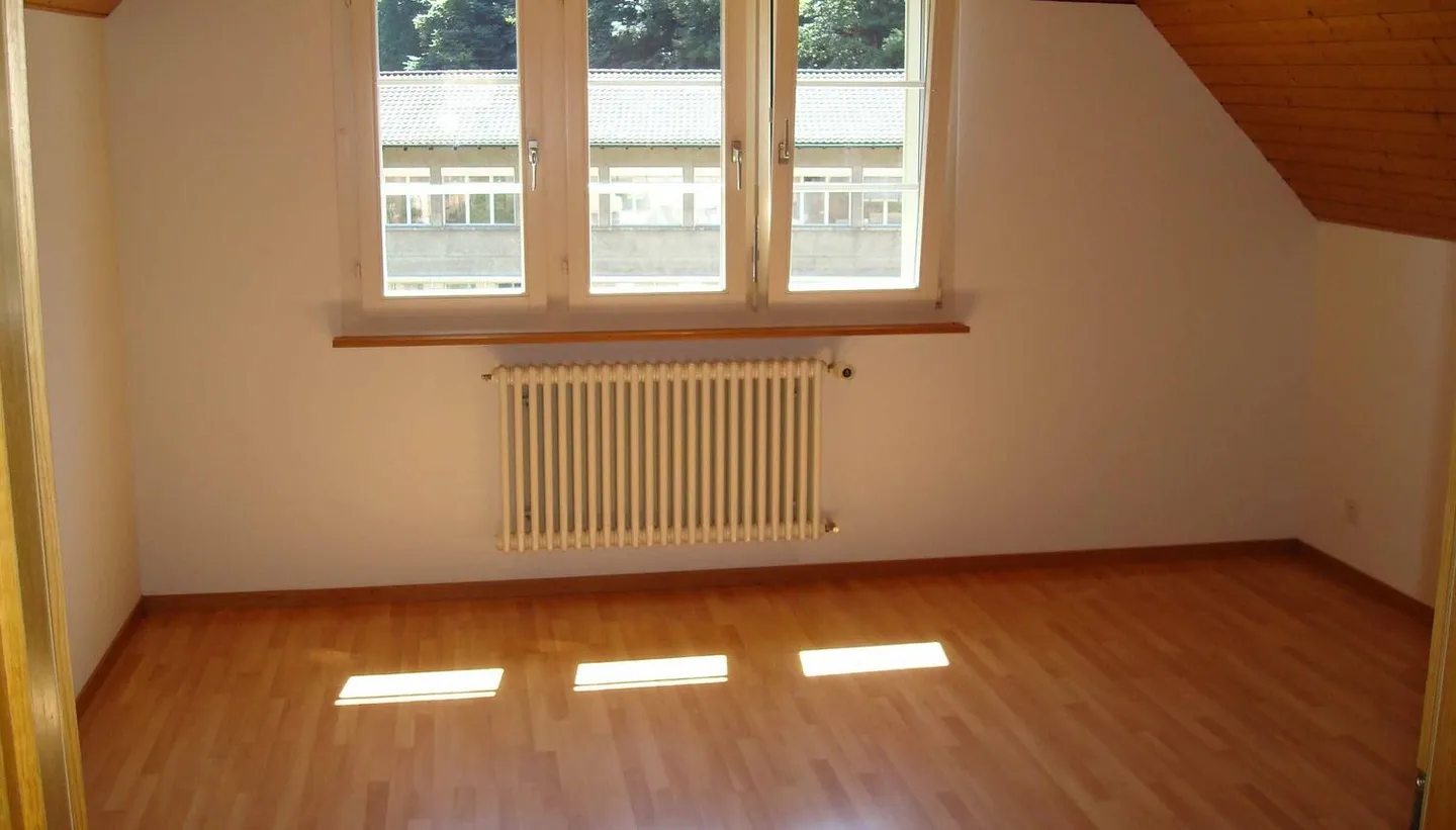 Spacious bright 4 1/2-room maisonette apartment - Photo 5 of 5