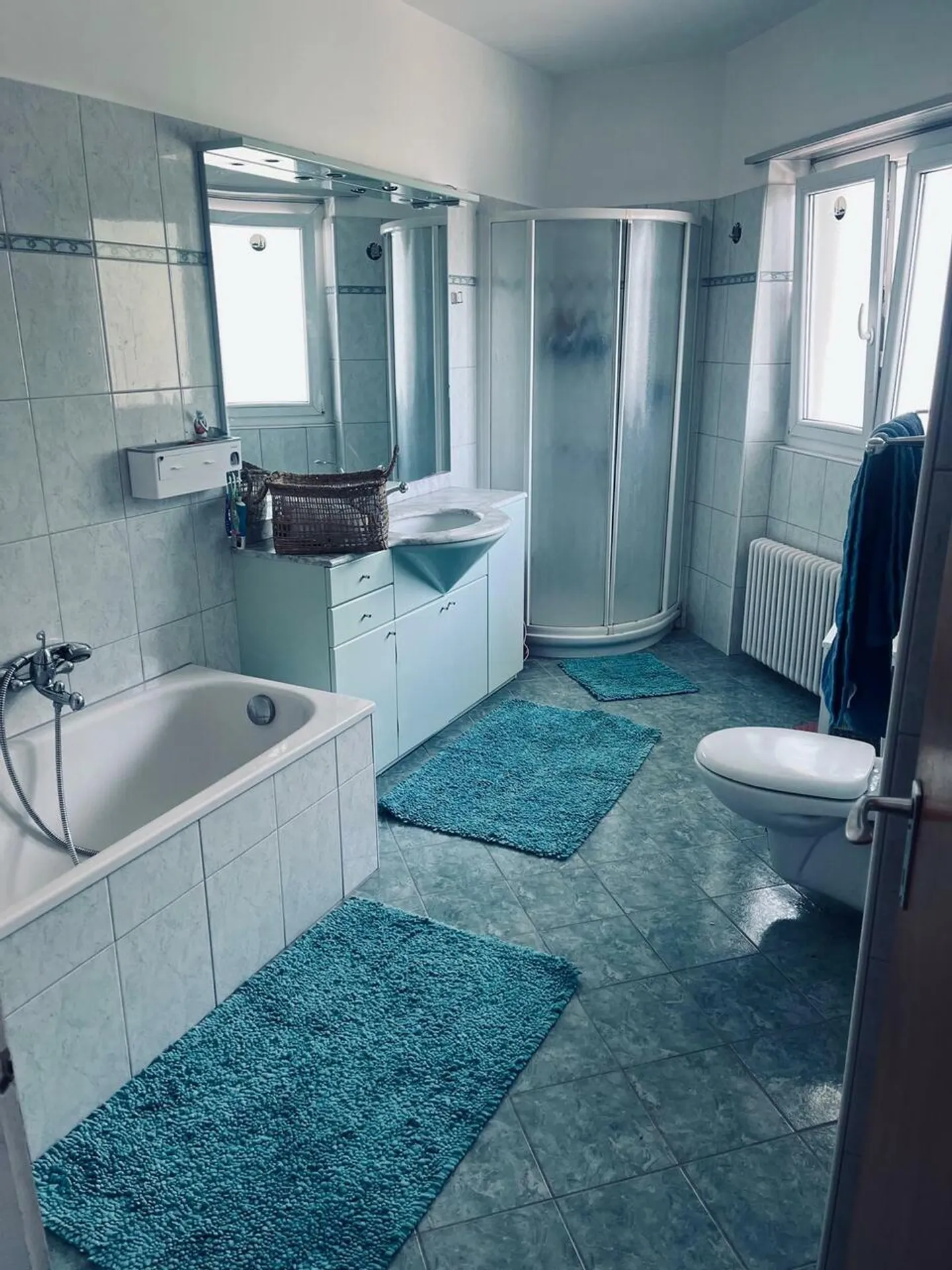 Vendesi appartamento di 5.5 locali al primo piano in casa bifamiliare - Foto 4 di 8
