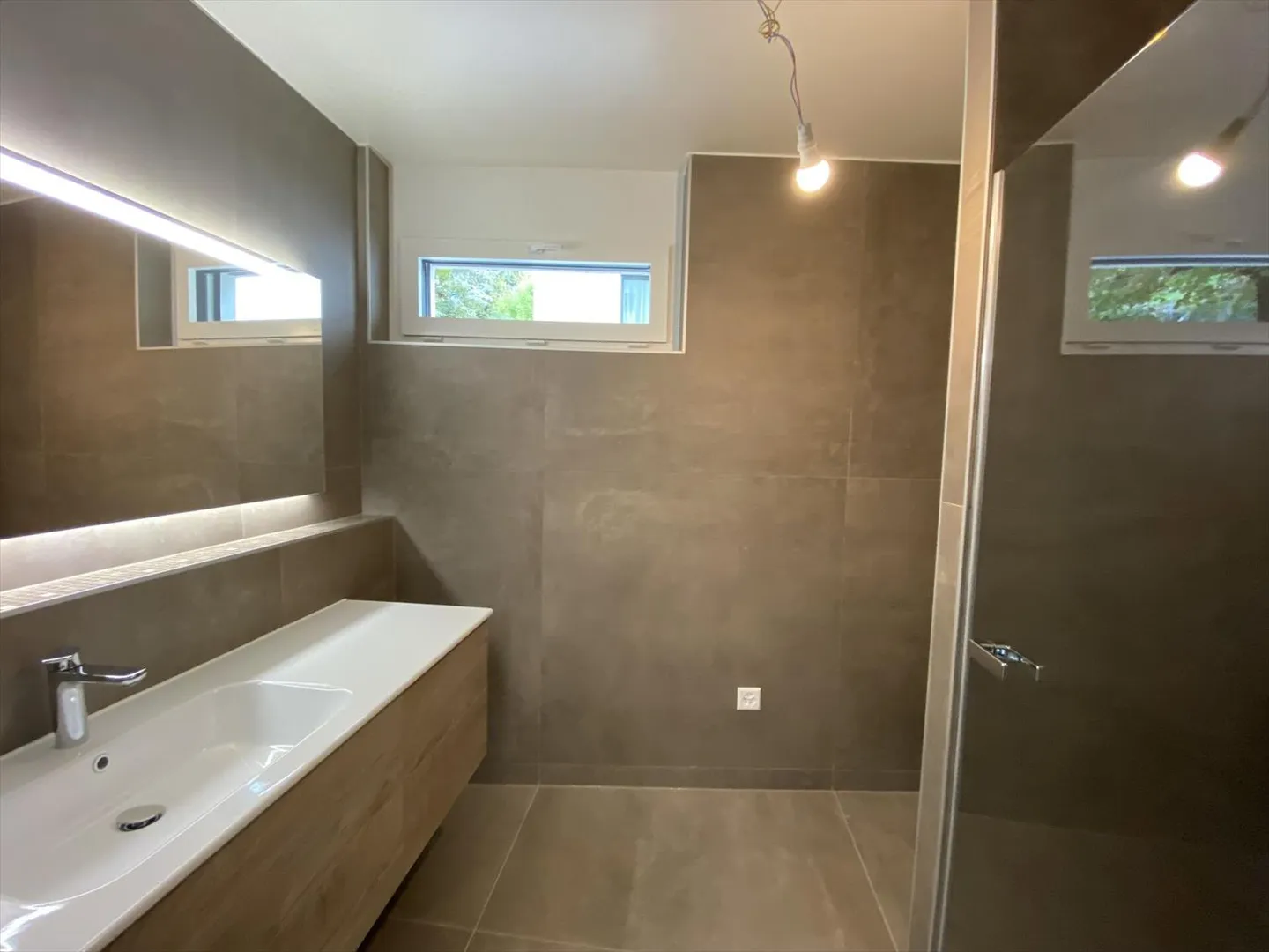 Exklusiv, wunderschöne 4,5 Zimmer mit Garten! - Foto 9 von 9