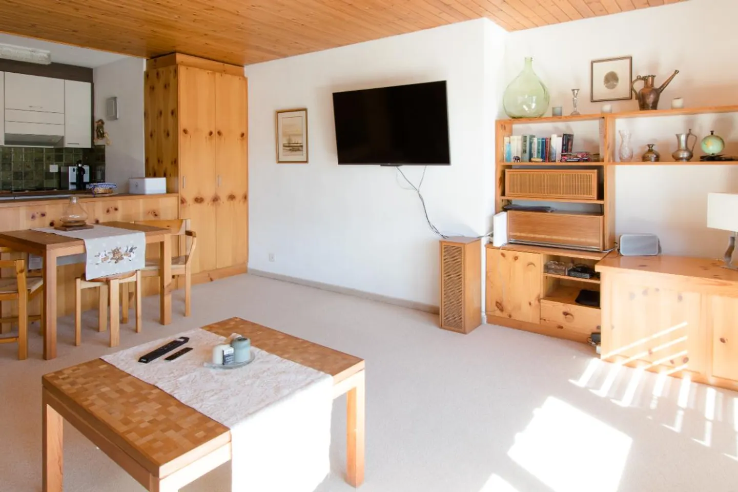 Charmante 1-Zimmerwohnung mit Bergblick - Photo 3 sur 10