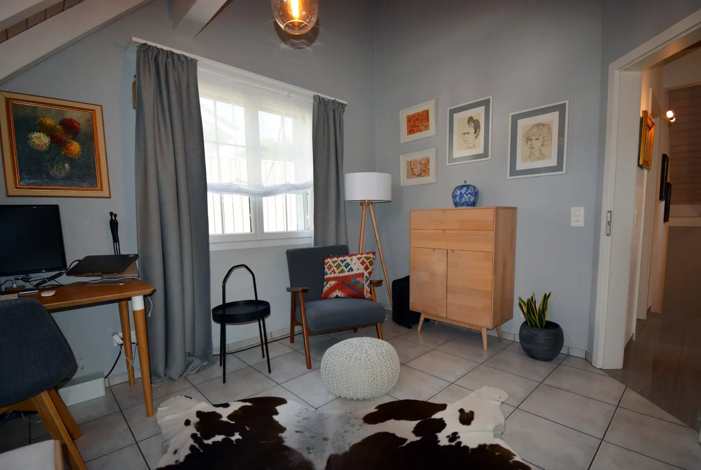 Affascinante casa unifamiliare di 5,5 stanze in una posizione tranquilla di Islisberg - con numerosi extra - Foto 31 di 63