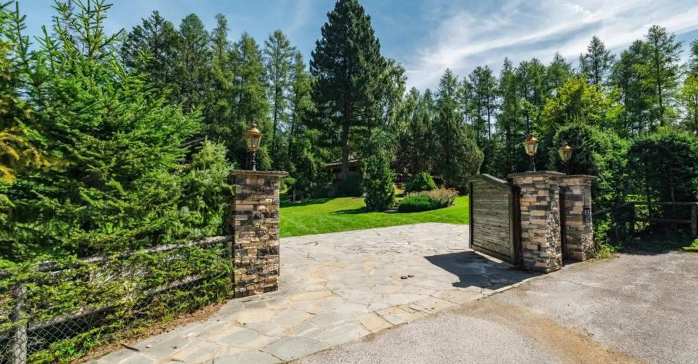 Chalet Near Crans-Montana Golf Course - Photo 1 of 13