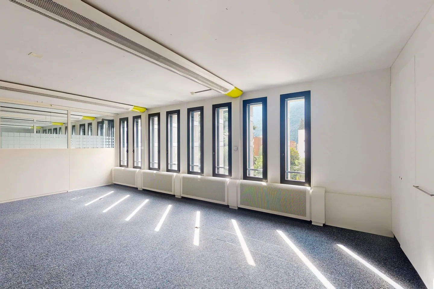 Spazioso Ufficio in Città - Foto 4 di 9