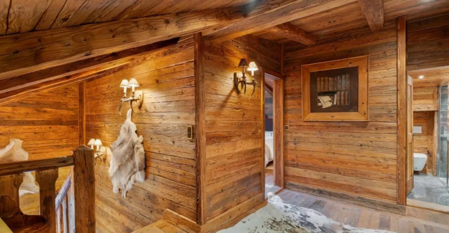 Chalet Near Crans-Montana Golf Course - Photo 10 of 13