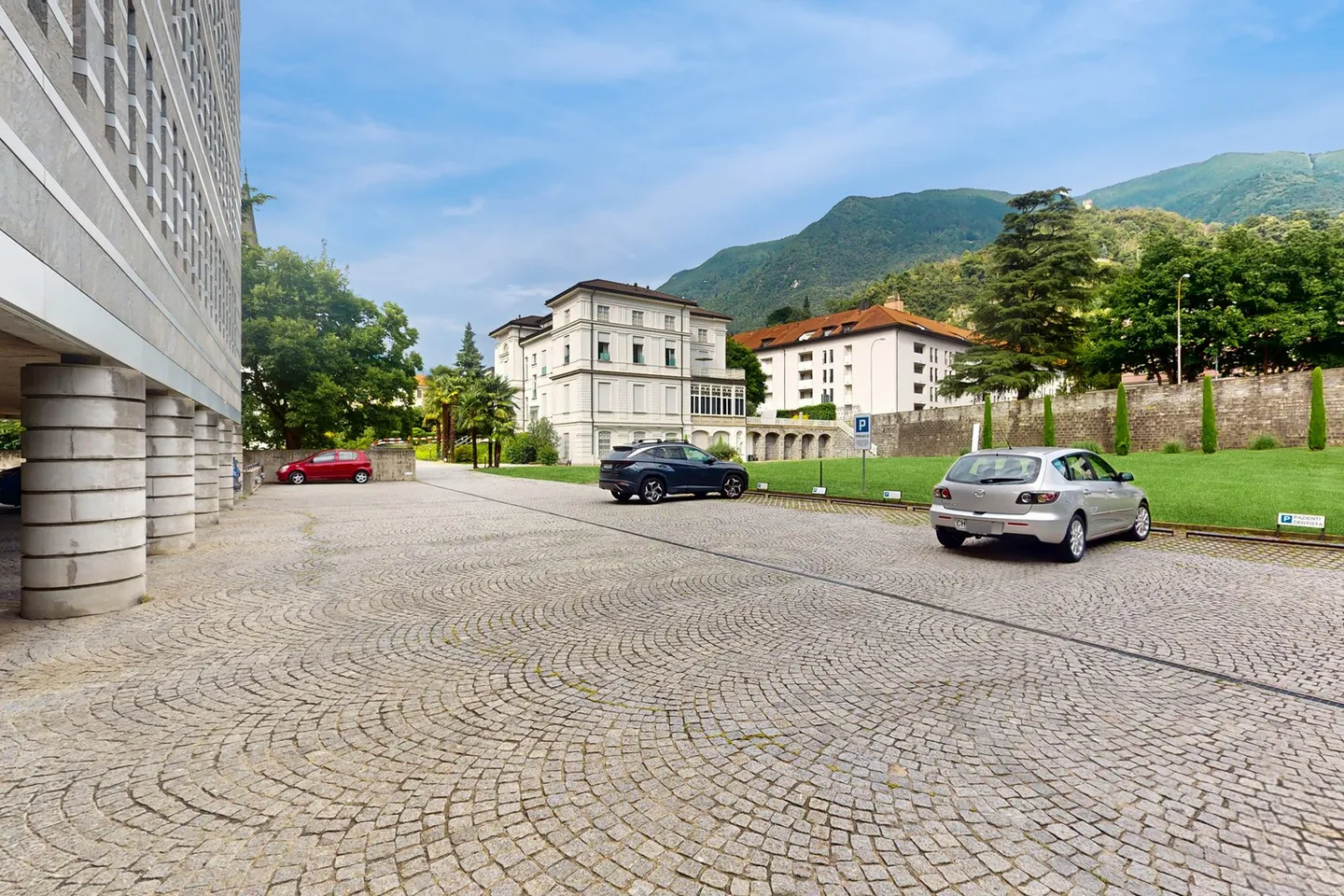 Spazioso Ufficio in Città - Foto 2 di 9