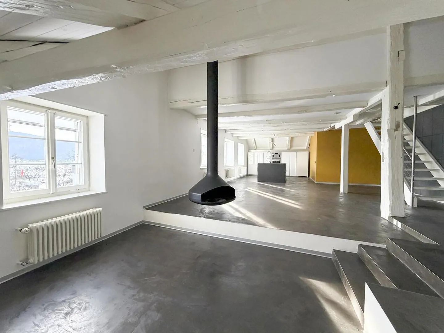 Charmantes Duplex mit Blick auf das Val-de-Ruz ? 4,5 Zimmer 159 m² - Foto 4 von 13