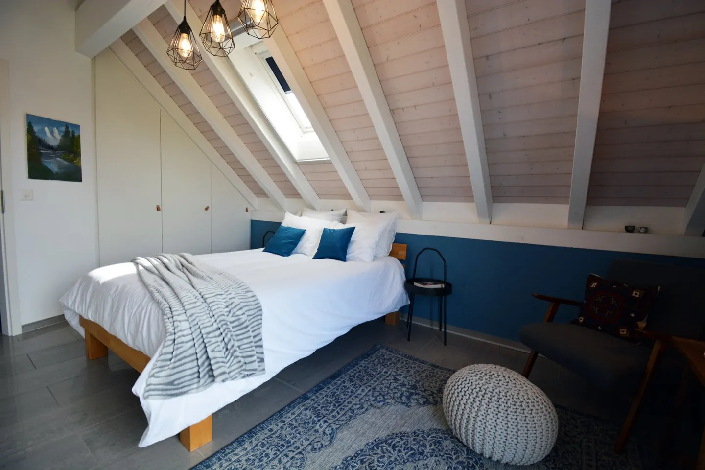 Affascinante casa unifamiliare di 5,5 stanze in una posizione tranquilla di Islisberg - con numerosi extra - Foto 35 di 63