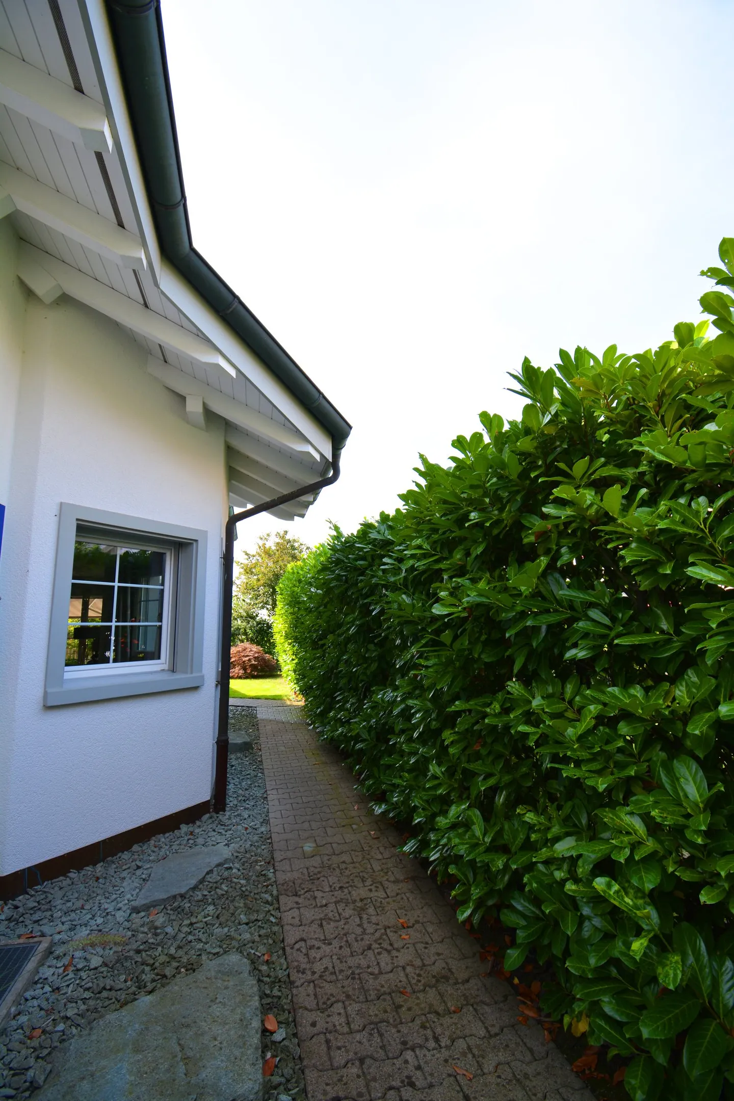 Affascinante casa unifamiliare di 5,5 stanze in una posizione tranquilla di Islisberg - con numerosi extra - Foto 43 di 63