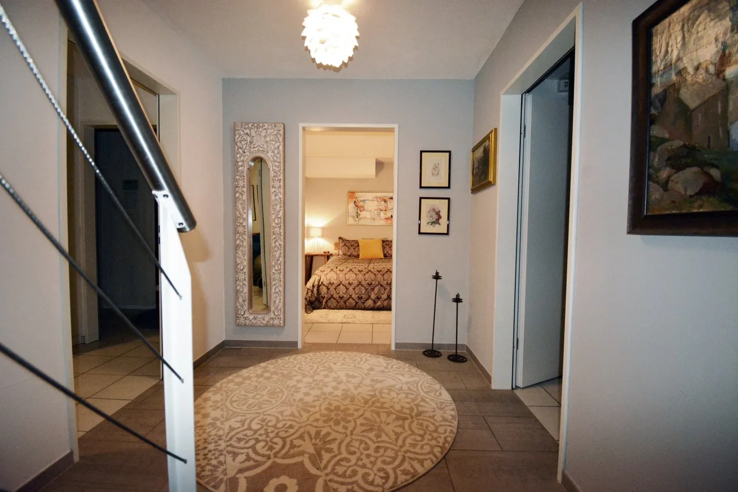 Affascinante casa unifamiliare di 5,5 stanze in una posizione tranquilla di Islisberg - con numerosi extra - Foto 44 di 63