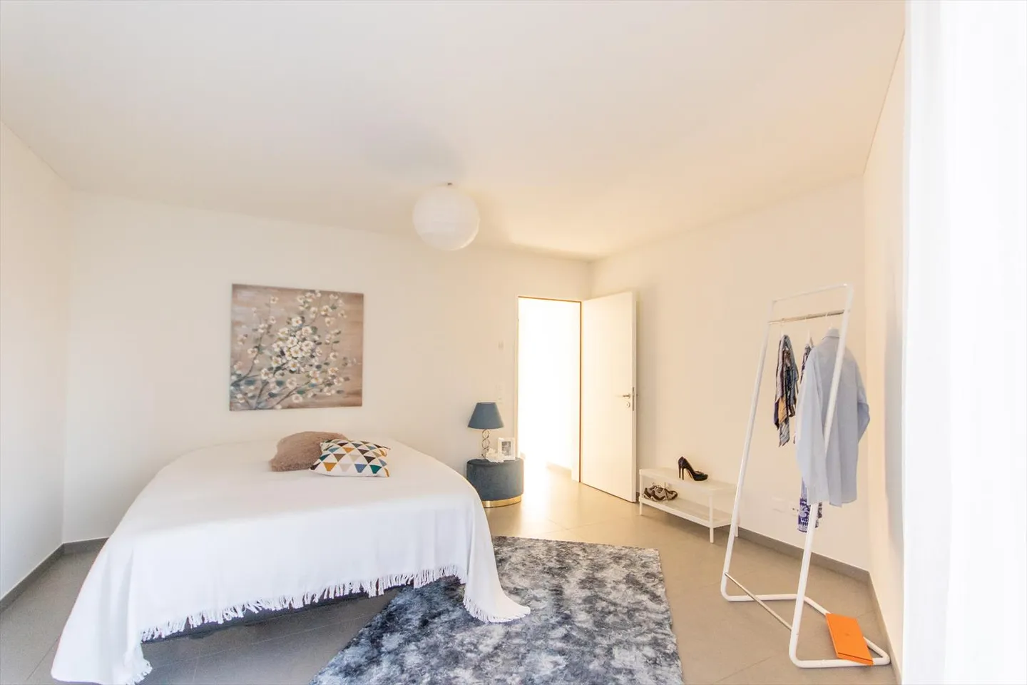Appartement spacieux et moderne de 2,5 pièces - à deux pas du centre - Photo 4 sur 5