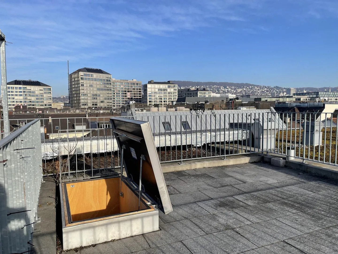 Incantevole appartamento attico con 1 camera da letto e terrazza sul tetto - Foto 5 di 7
