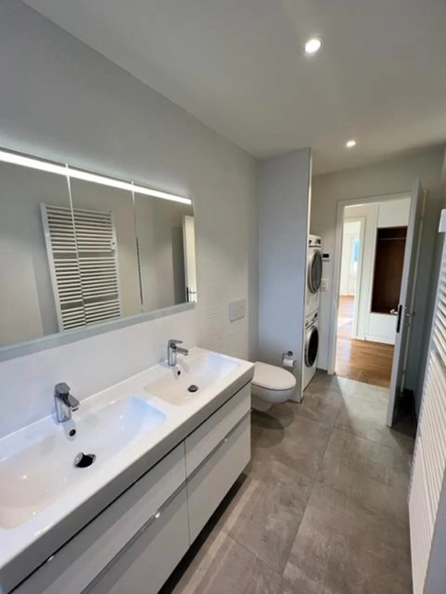 Arlesheim: Appartamento di alta qualità con 4,5 stanze in posizione centrale con garage - Foto 5 di 8