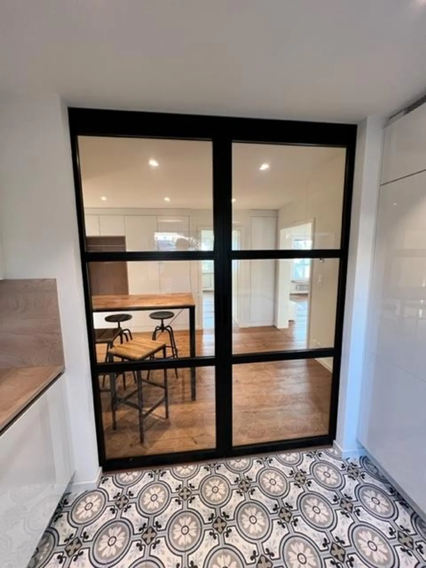 Arlesheim: Appartamento di alta qualità con 4,5 stanze in posizione centrale con garage - Foto 7 di 8