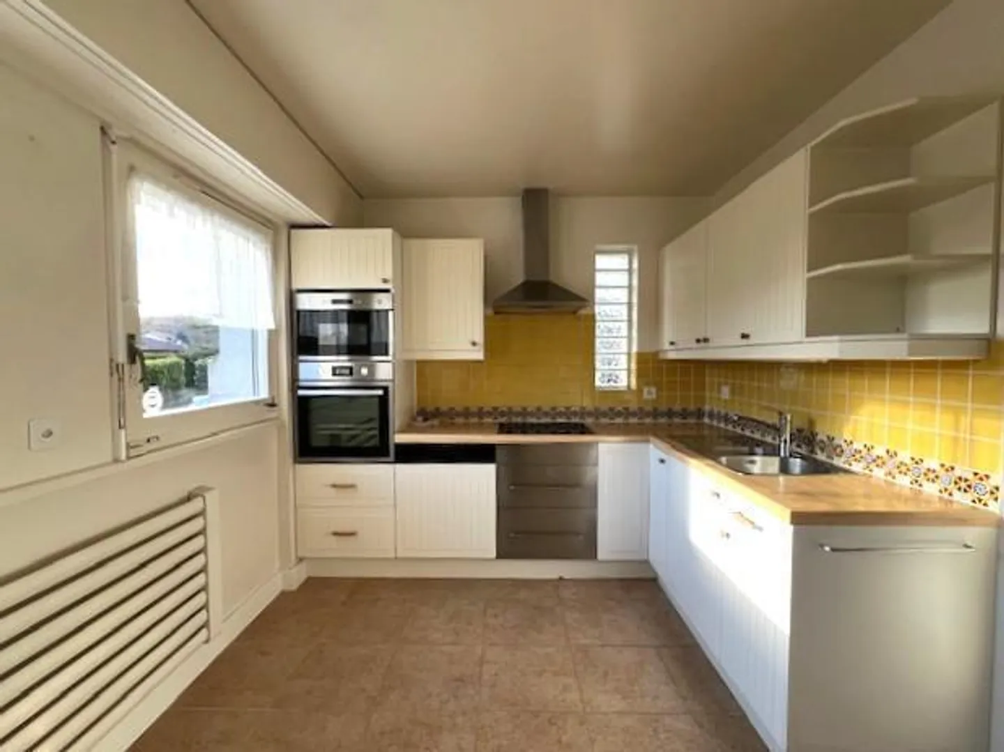 6.5-room detached house with terrace and garden - Photo 6 of 9