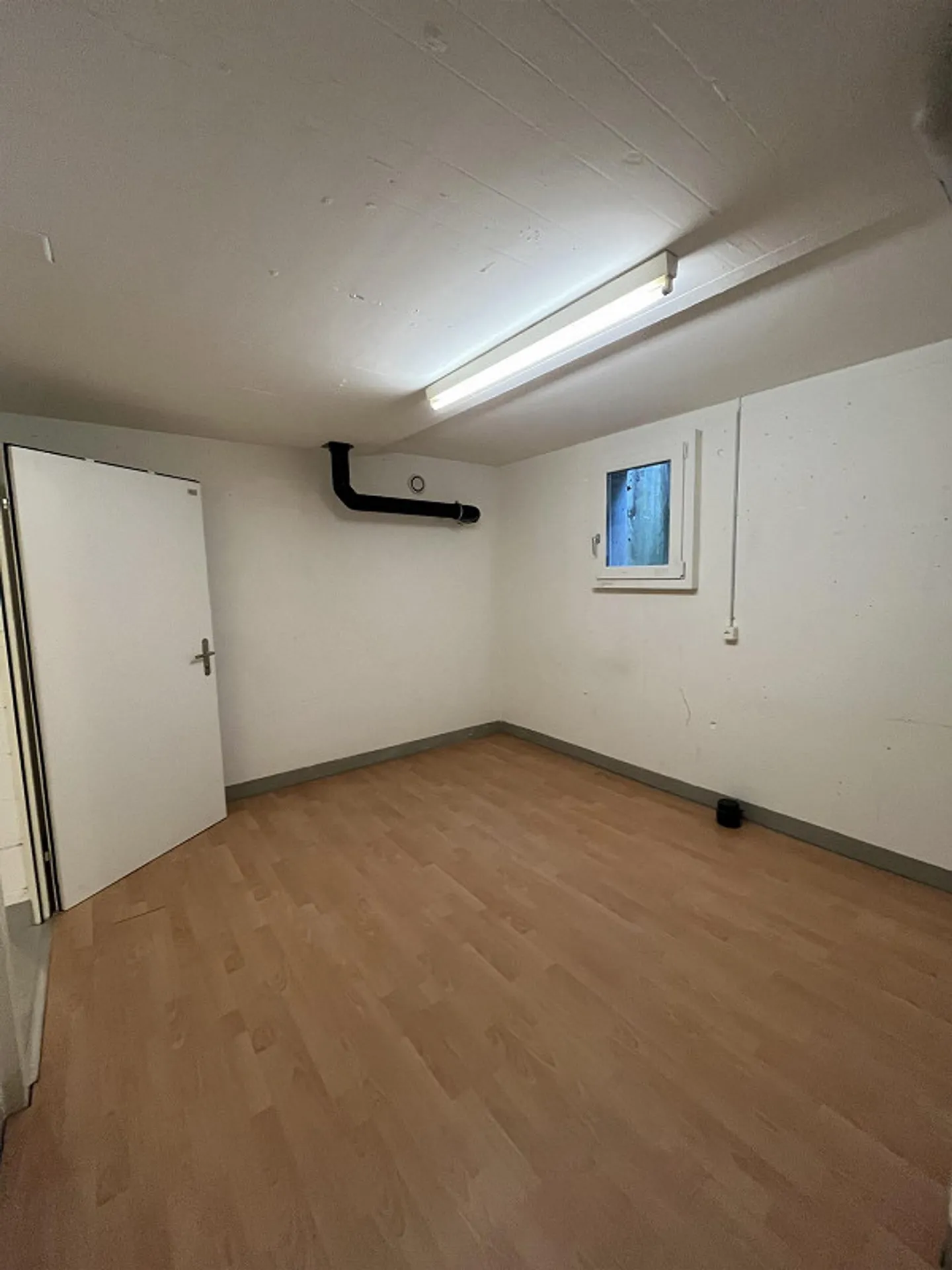 Salle pour les loisirs à Neuenhof - Photo 1 sur 5