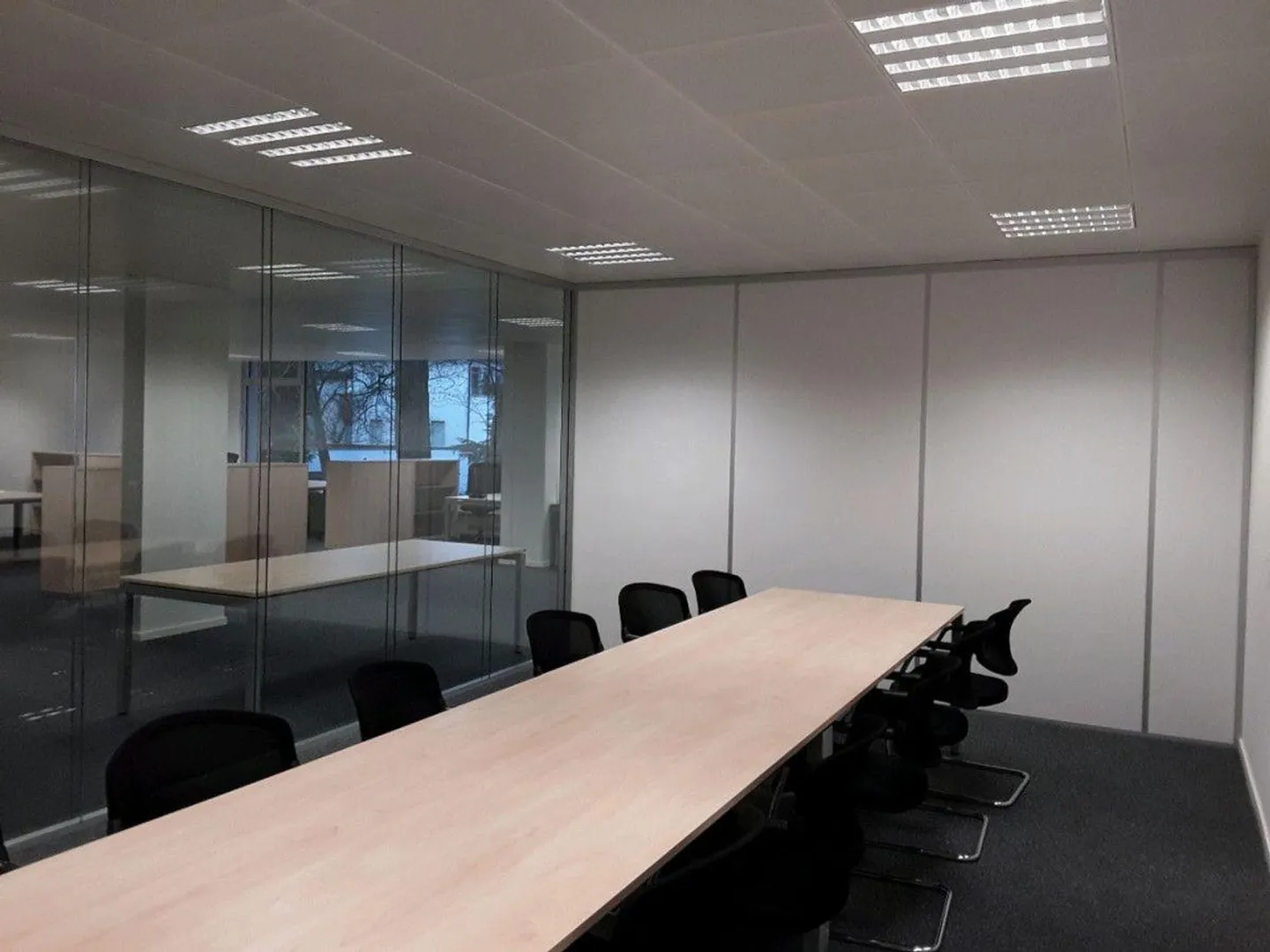 Versoix - Bureaux lumineux - Photo 7 sur 8