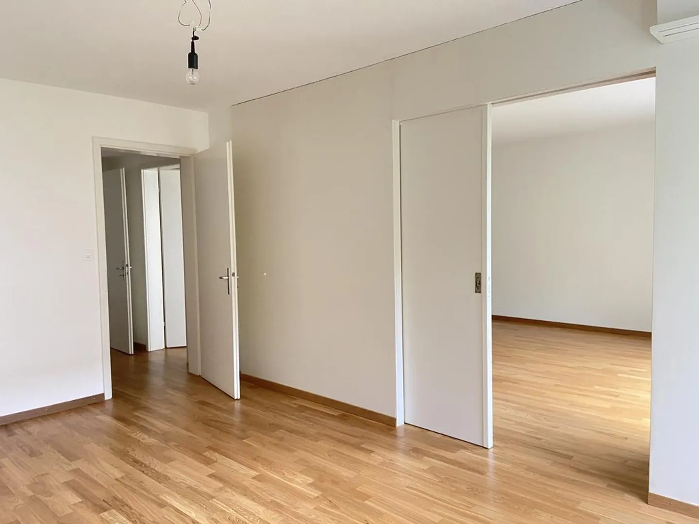 3 Zimmer-Wohnung mit Gartensitzplatz - Foto 3 von 6