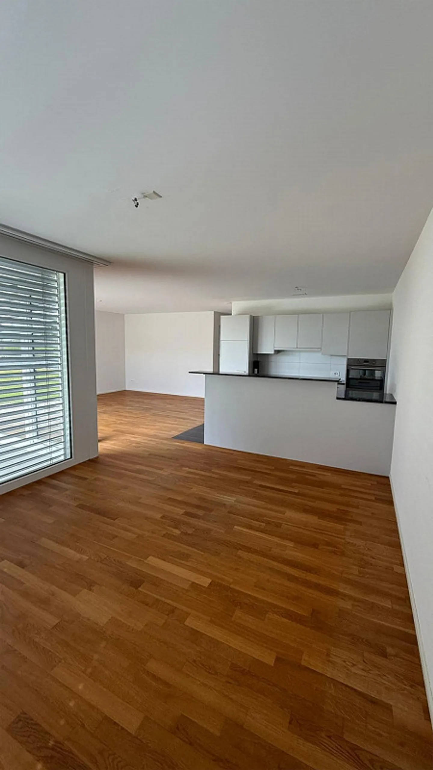 Helle 3.5-Zimmer-Wohnung in Islikon - Foto 4 von 8