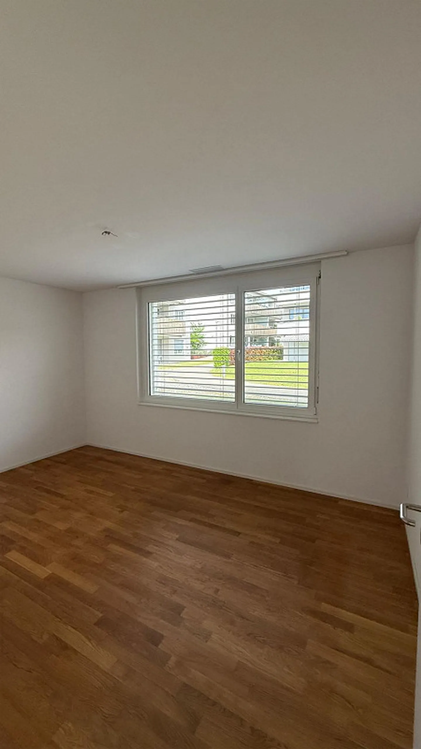 Helle 3.5-Zimmer-Wohnung in Islikon - Foto 8 von 8