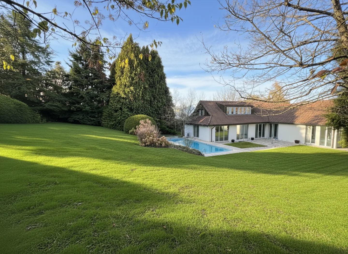 Ampia casa unifamiliare di 8,5 stanze a Forch - Foto 2 di 13