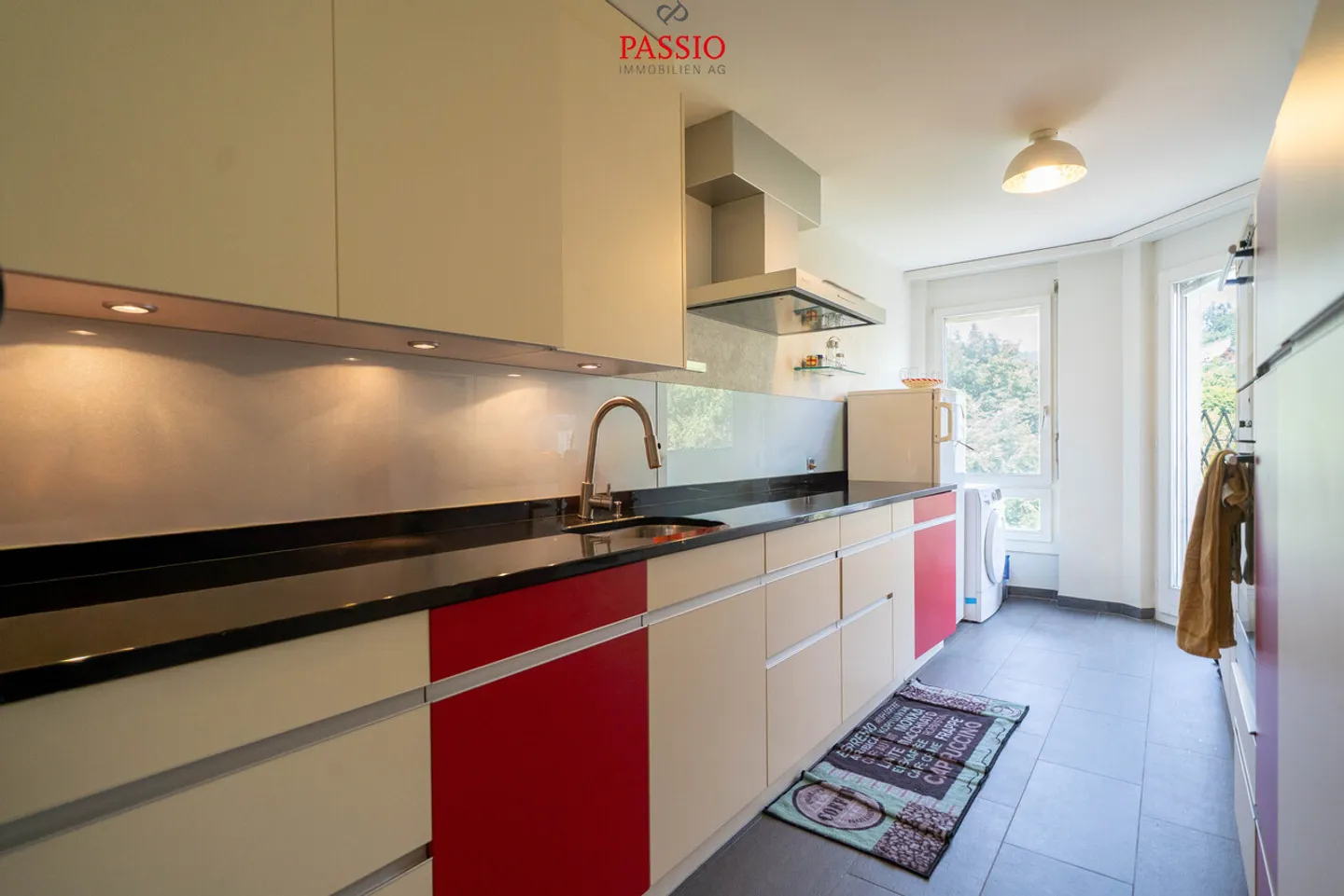 Familienfreundliche 4,5-Zimmer Wohnung mit Cheminée und Wintergarten - Foto 5 von 19