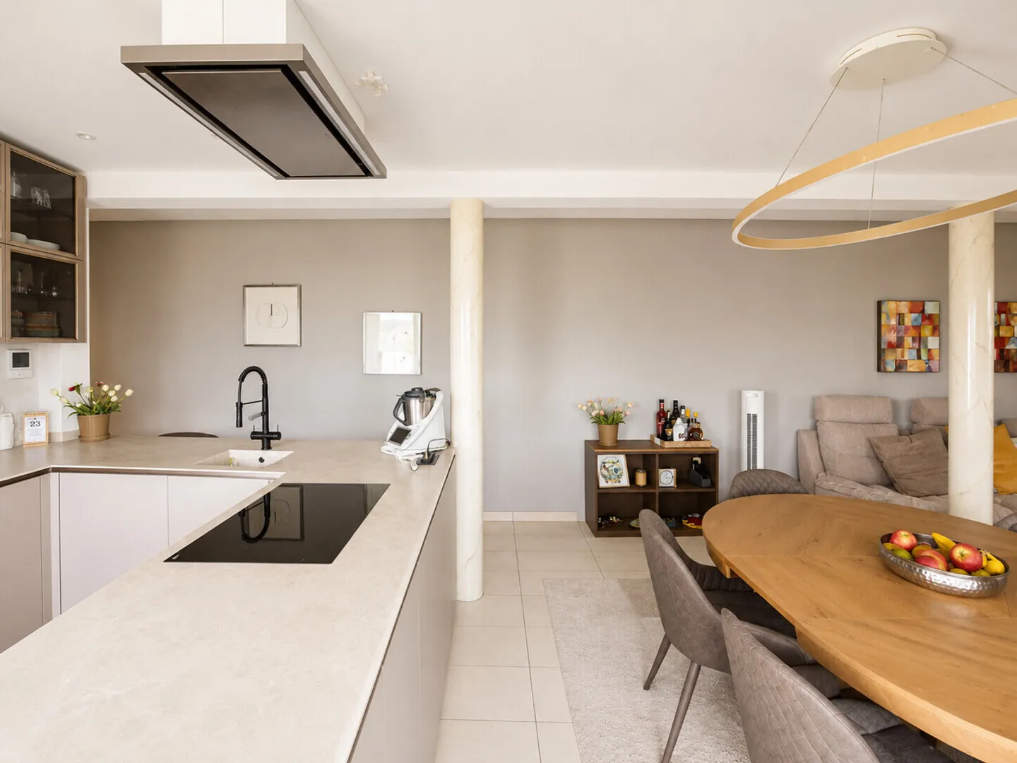 Appartamento elegante con terrazza - Foto 5 di 13