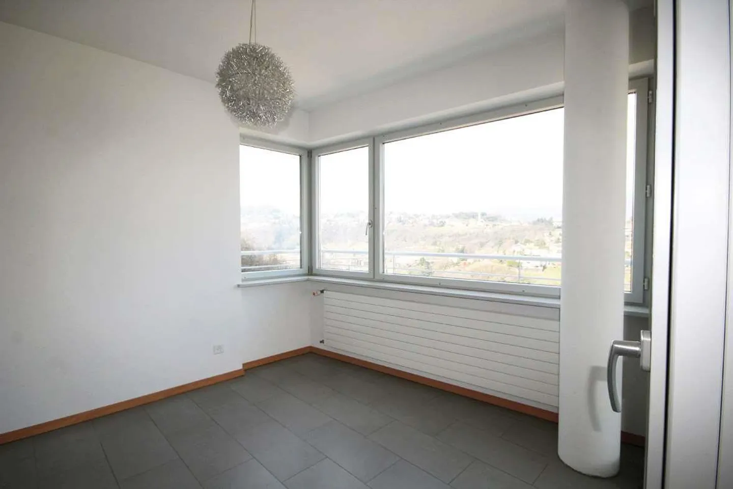 Lugano Pazzallo: modern 4.5 rooms with lake view - Photo 3 of 11