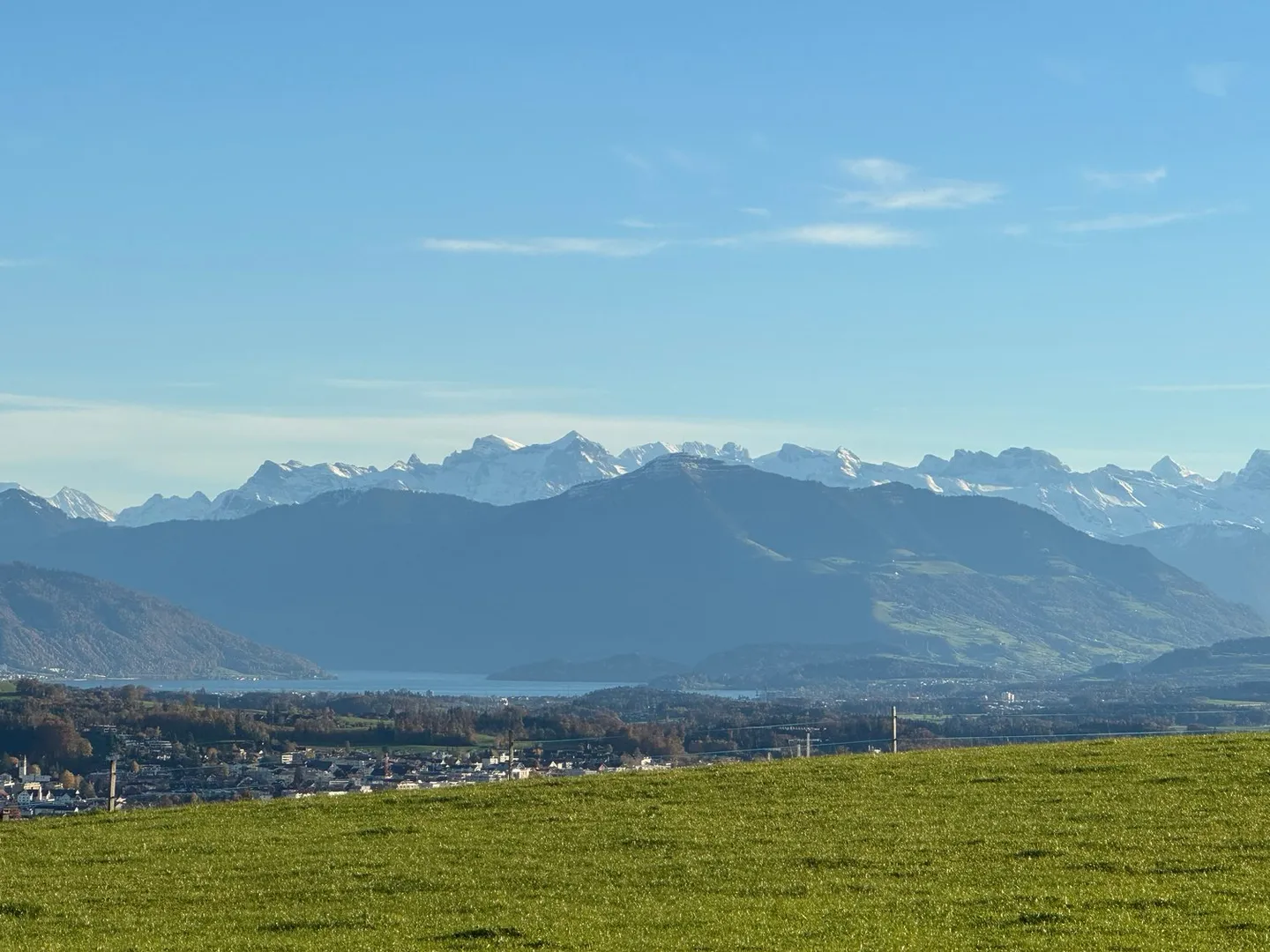Affascinante casa unifamiliare di 5,5 stanze in una posizione tranquilla di Islisberg - con numerosi extra - Foto 60 di 63