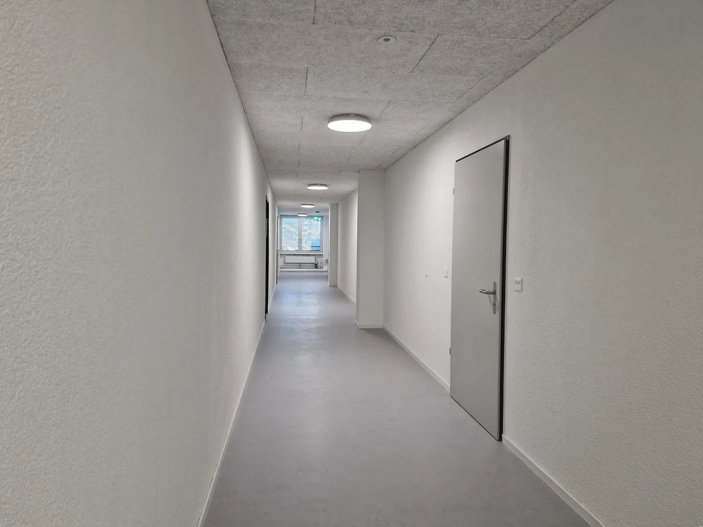 Ricominciare nell'area ÖUFI - 42 m2 appena ristrutturato - Foto 7 di 10