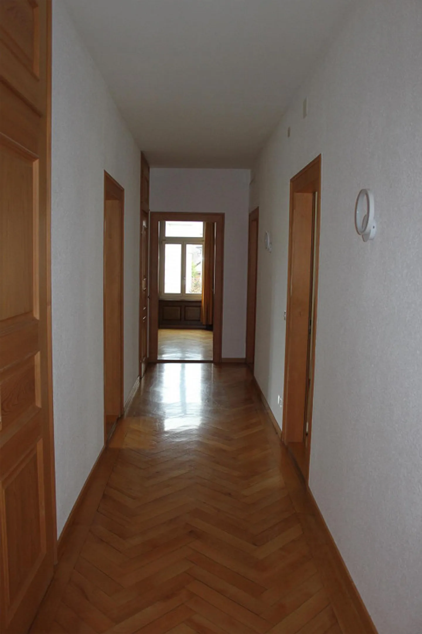 Appartamento d'epoca di 4 stanze in posizione centrale - Foto 10 di 11