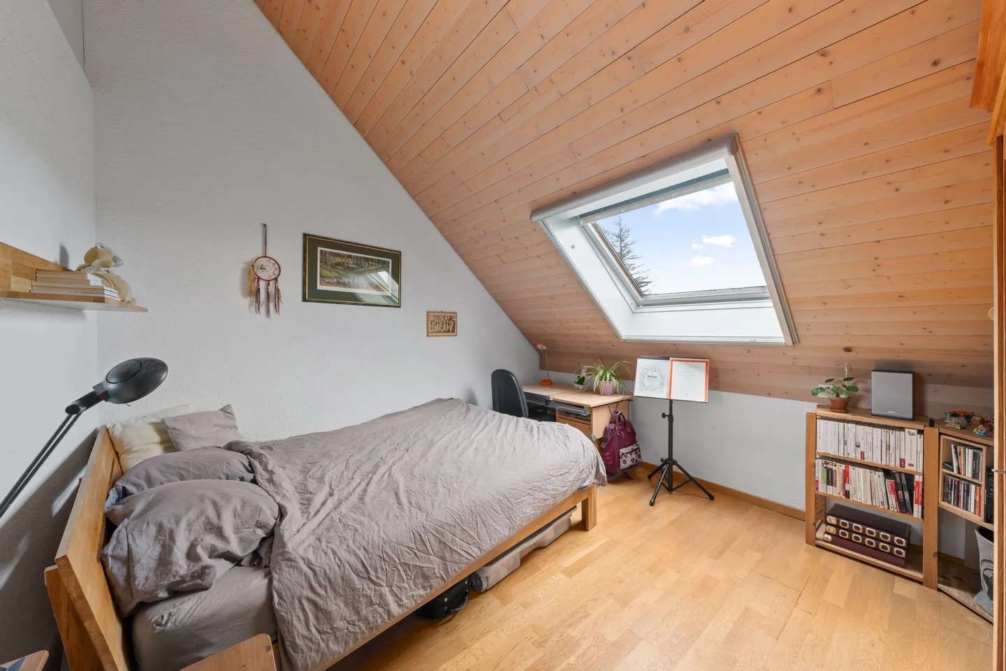 Wunderschöne Architektenvilla mit 7,5 Zimmern, beheiztem Pool und Jacuzzi für 5 - Foto 8 von 12