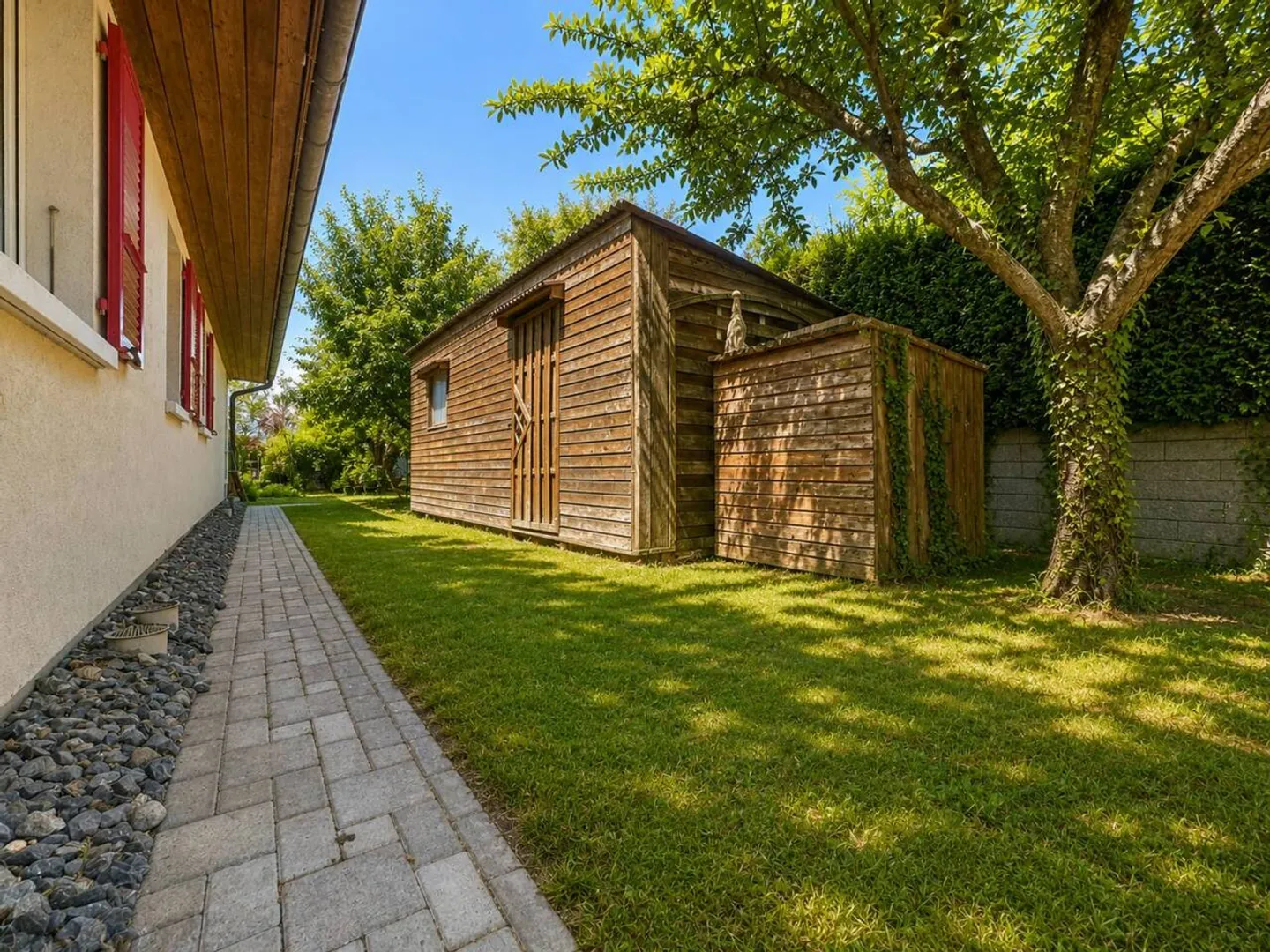 Maison individuelle avec 4,5 pièces et un studio privé - Photo 13 sur 13
