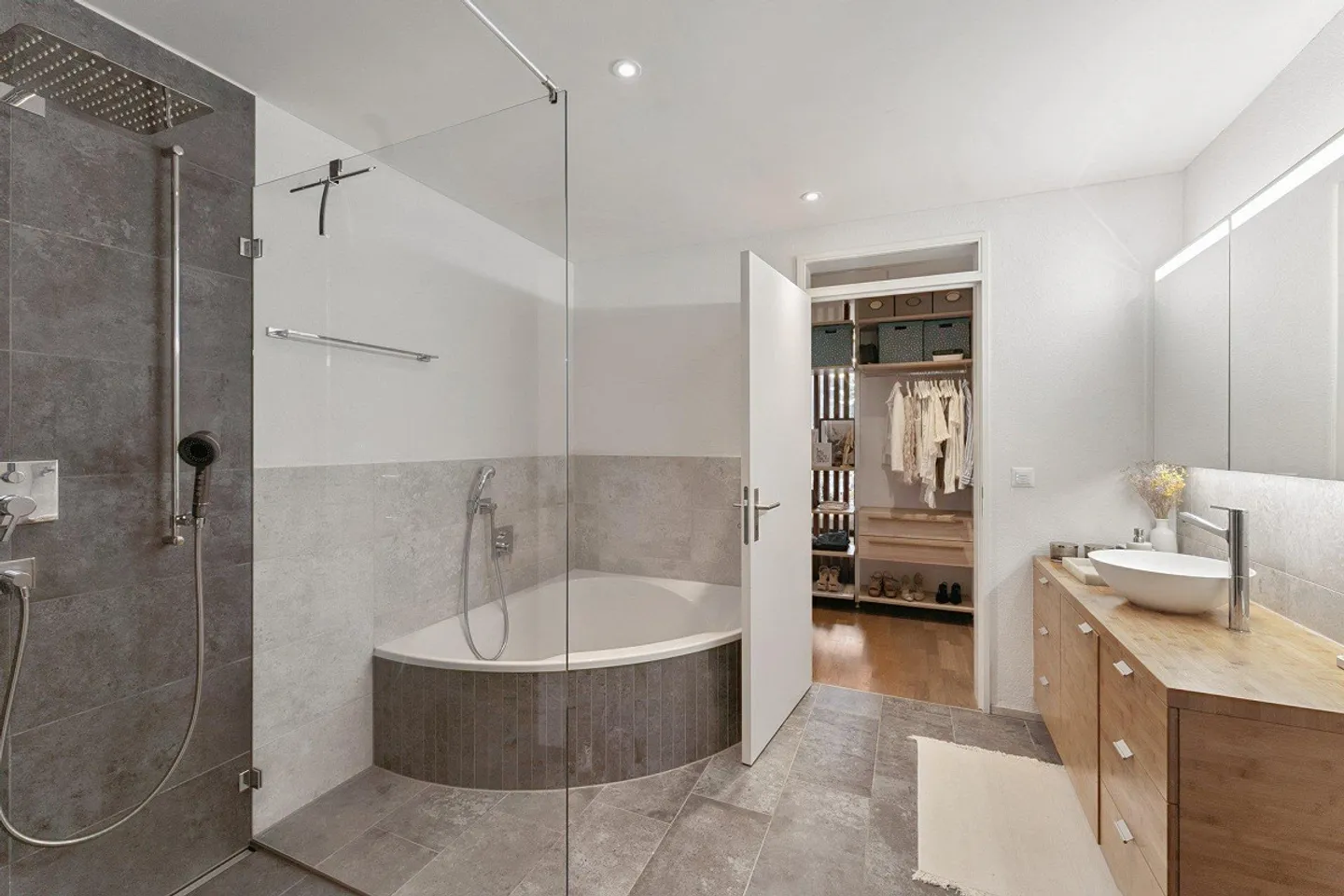 Appartamento giardino con alta qualità abitativa - Foto 6 di 24