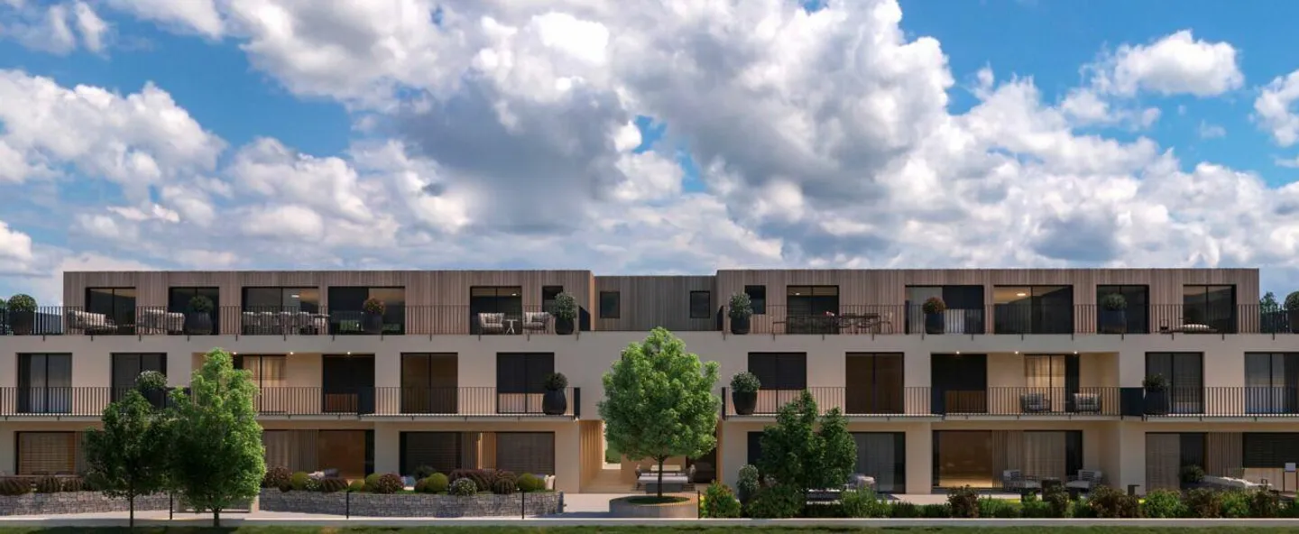 Appartamento giardino d'angolo con 5,5 stanze, suite principale con cabina armadio e bagno en suite, loggia e balcone - Foto 18 di 19