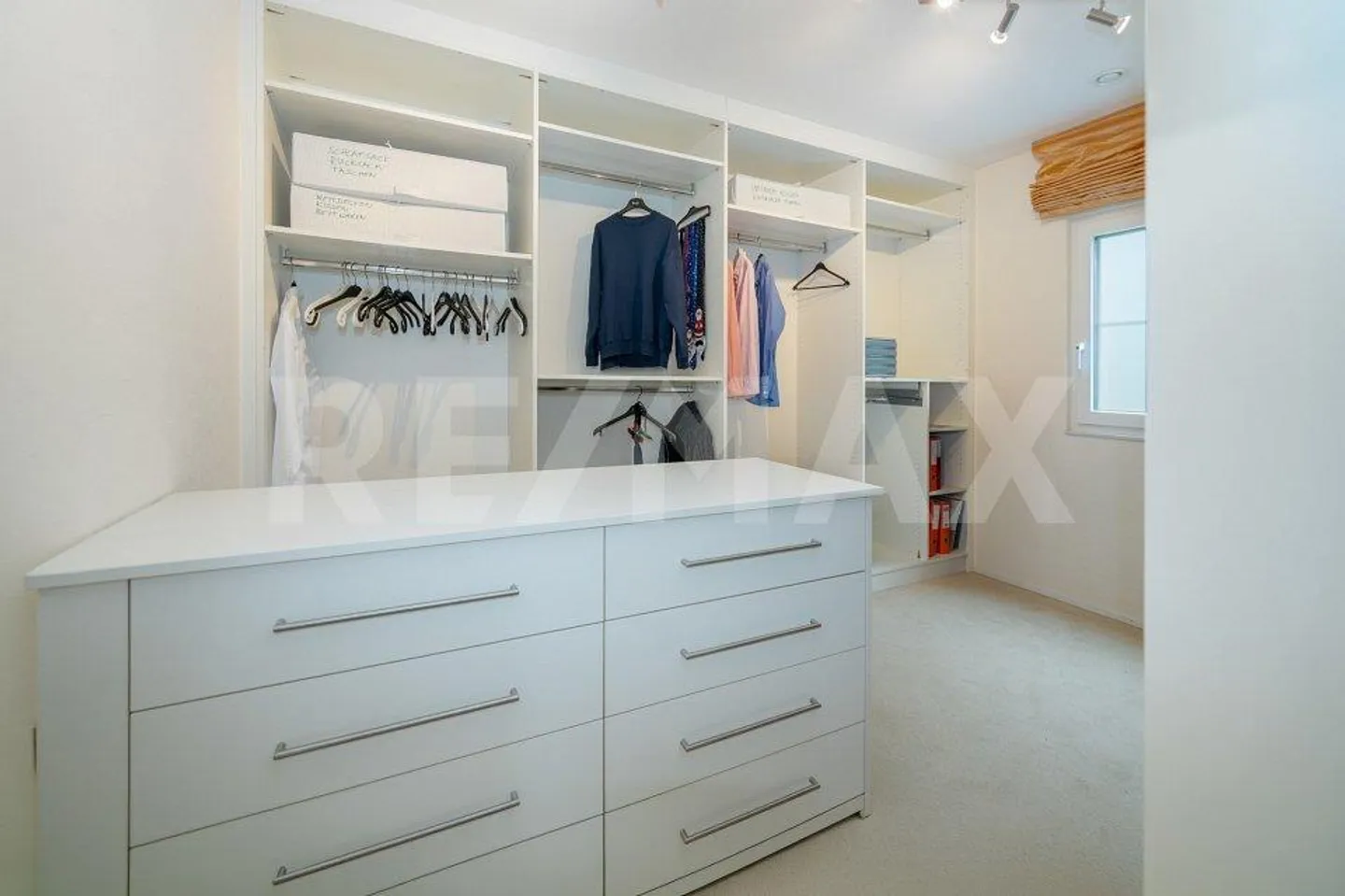Exklusives 9.5 Zimmer Einfamilienhaus in Schlattingen, TG - Photo 10 of 13