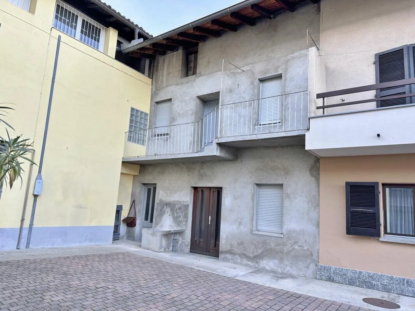 Interesting core complex, two residential units, rustic and co... - Photo 4 of 13