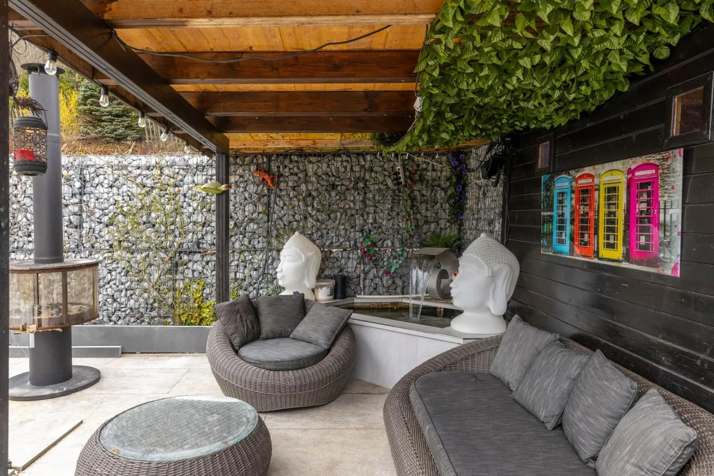 Villa rénovée à St-George - Photo 3 sur 13