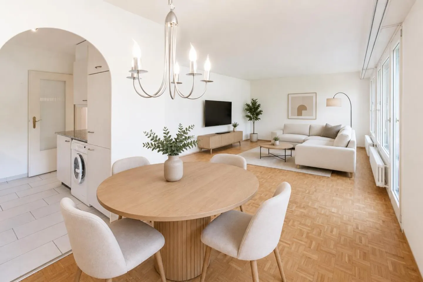 Charmante Wohnung in Therwil - Foto 2 von 13