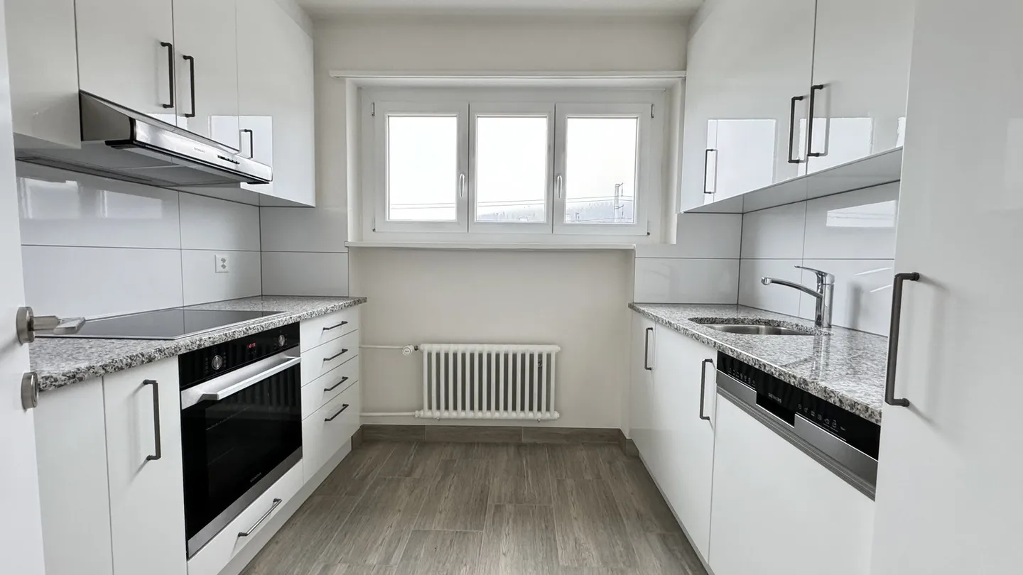 Charming 4.5-Room Apartment - Photo 1 of 10
