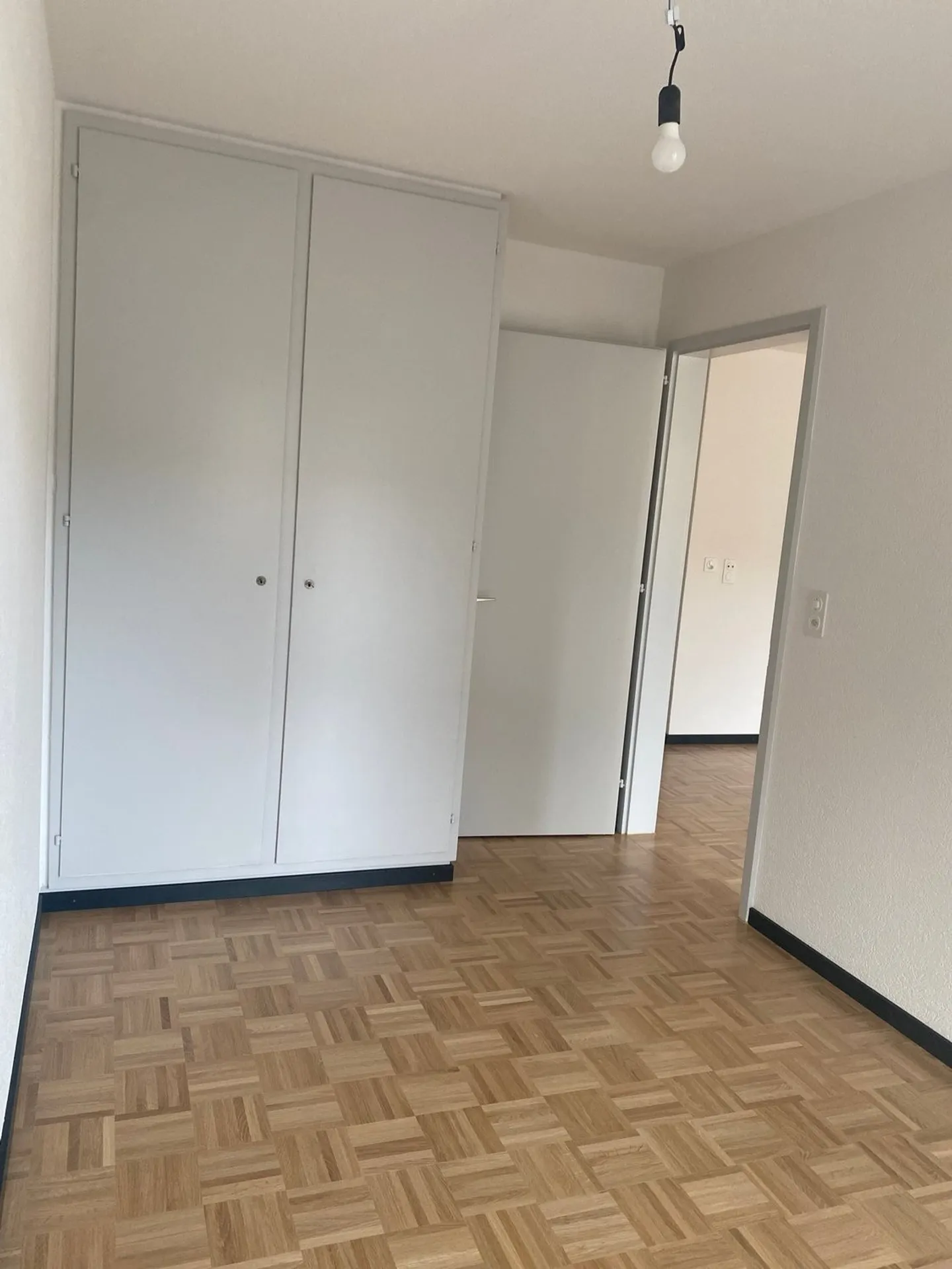 Charmante appartement 3.5 pièces avec balcon à Bienne - Photo 7 sur 9