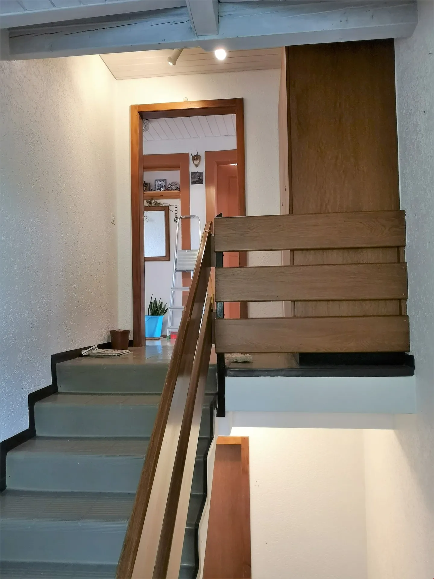 Edificio completamente affittato con 3 appartamenti e riserva di terreno edificabile - Foto 12 di 17